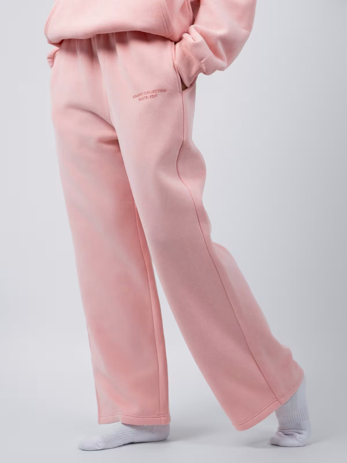 Pastel Straight Leg Sweatpants — Comfrt | Comfrt