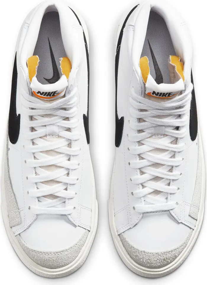 Blazer Mid '77 SE Sneaker (Women) | Nordstrom