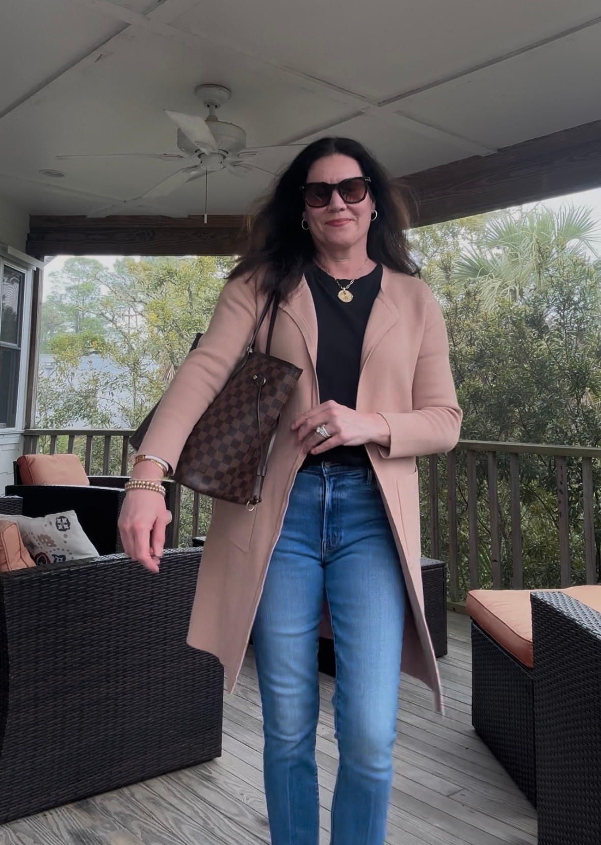 Love this Amazon cardigan… it’s a great dupe to the J. Crew version and is nice quality! Perfect for chilly springtime weather. 