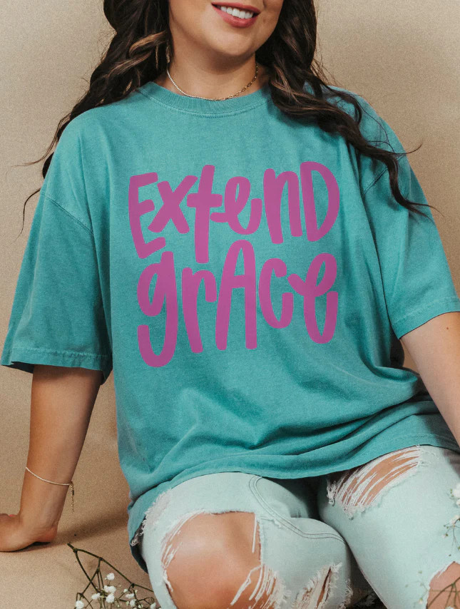 Extend Grace Tee | Worthy Wear