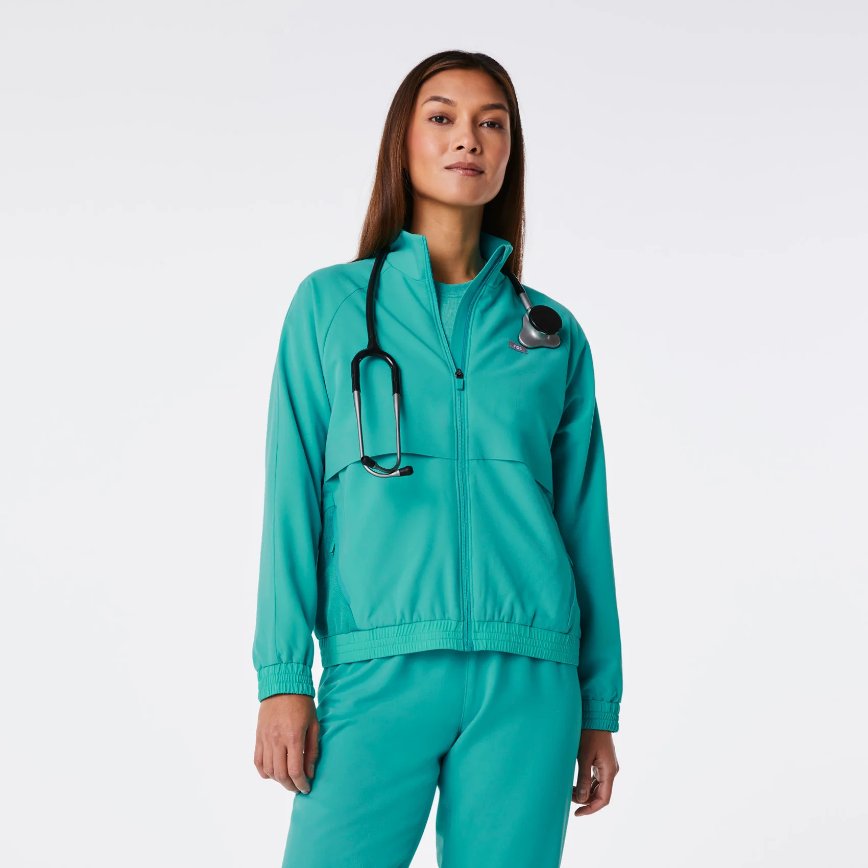 Women’s Sydney Scrub Jacket  - Oasis · FIGS | FIGS