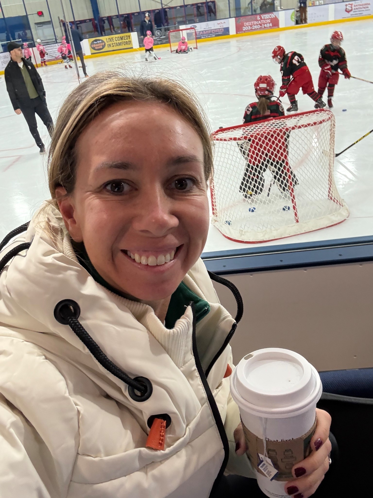 My new favorite hockey mom jacket and it’s amazon less then $100!! #winterfinds #amazon 

#LTKStyleTip #LTKSeasonal #LTKGiftGuide