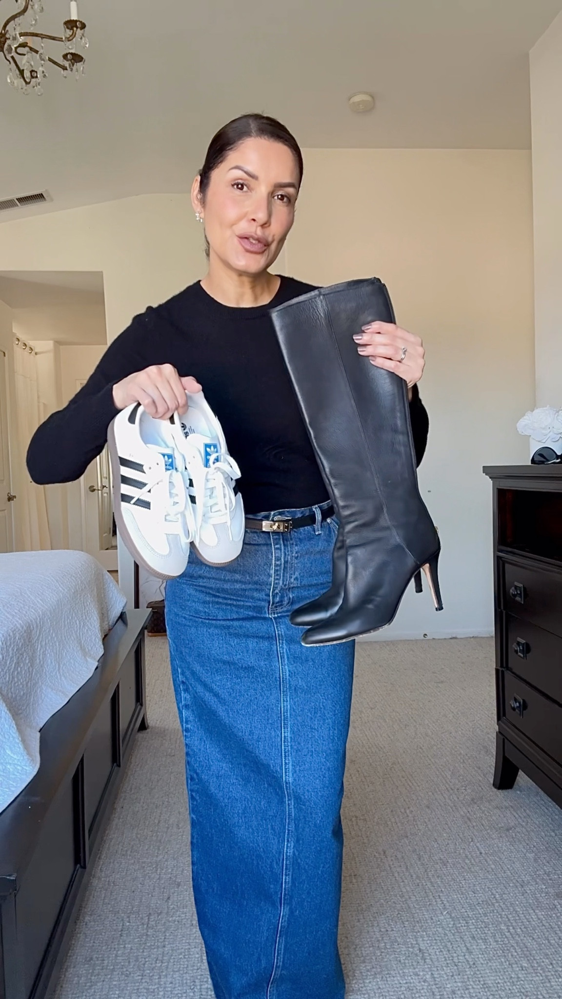 Boots or sneakers? 
30 Days 30 Fall Outfit Ideas

#falloutfits #autumnoutfits #falloutfit 
