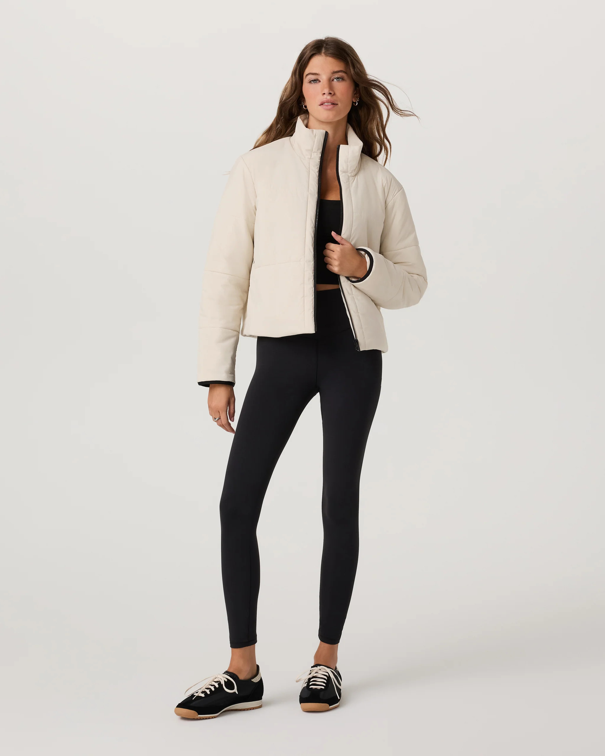 Canyon Insulated Venture Jacket | Women's Bone Full-Zip | Vuori | Vuori Clothing (US & Canada)