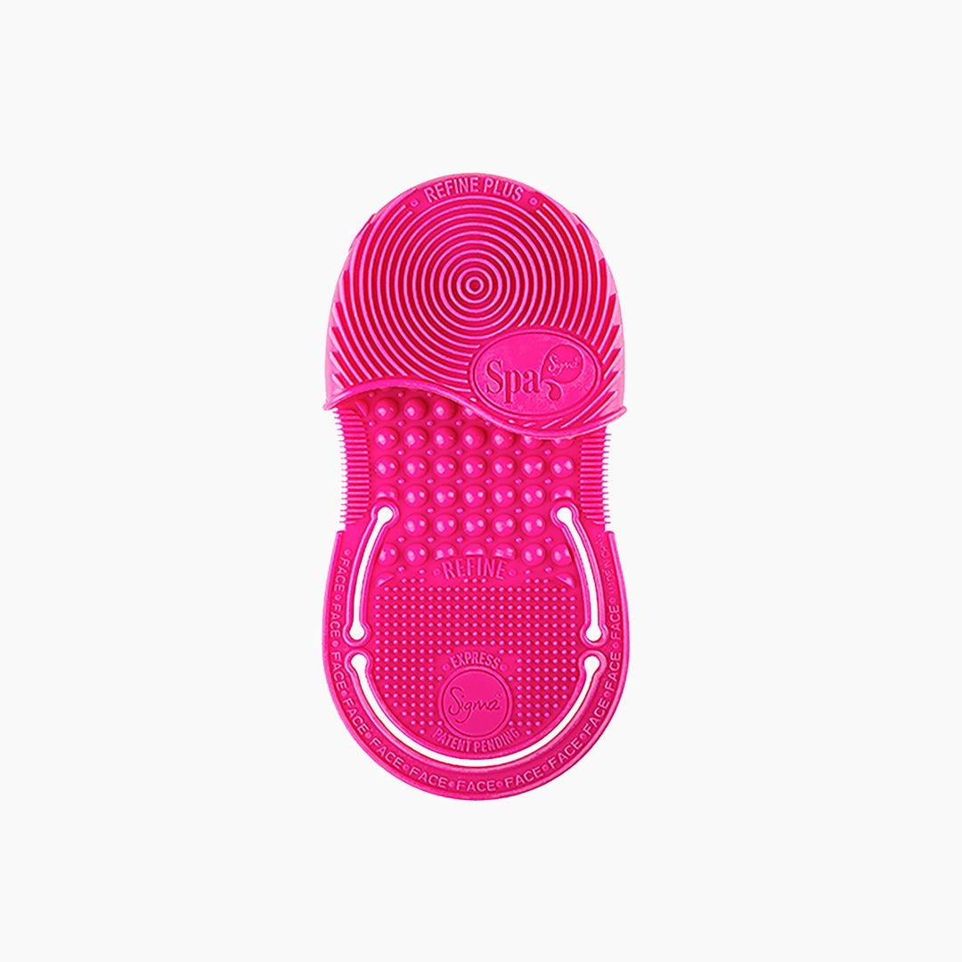 Sigma Spa® Express Brush Cleaning Glove | Sigma Beauty