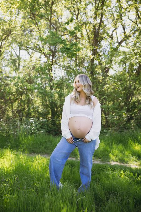 My Amazon maternity photo jeans 👖 

#LTKfindsunder50 #LTKstyletip #LTKbump