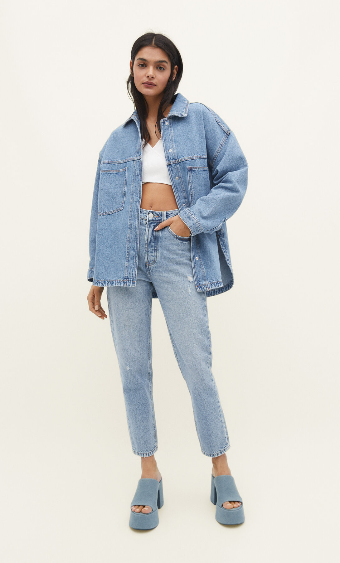 Oversize denim overshirt - Women's fashion | Stradivarius United Kingdom | Stradivarius (UK)