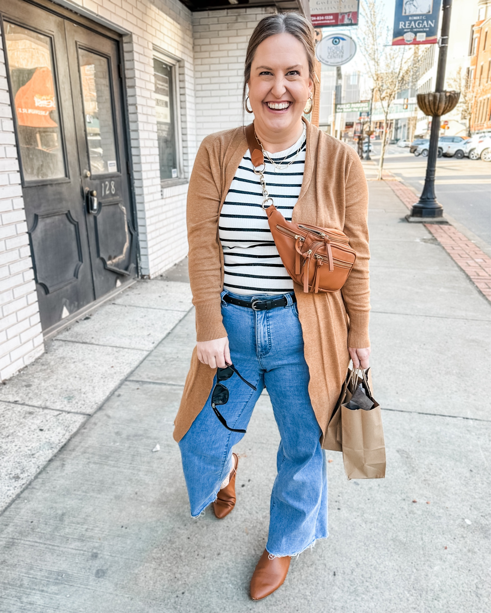 Loving on these wide leg jeans!

#LTKsalealert #LTKplussize #LTKmidsize