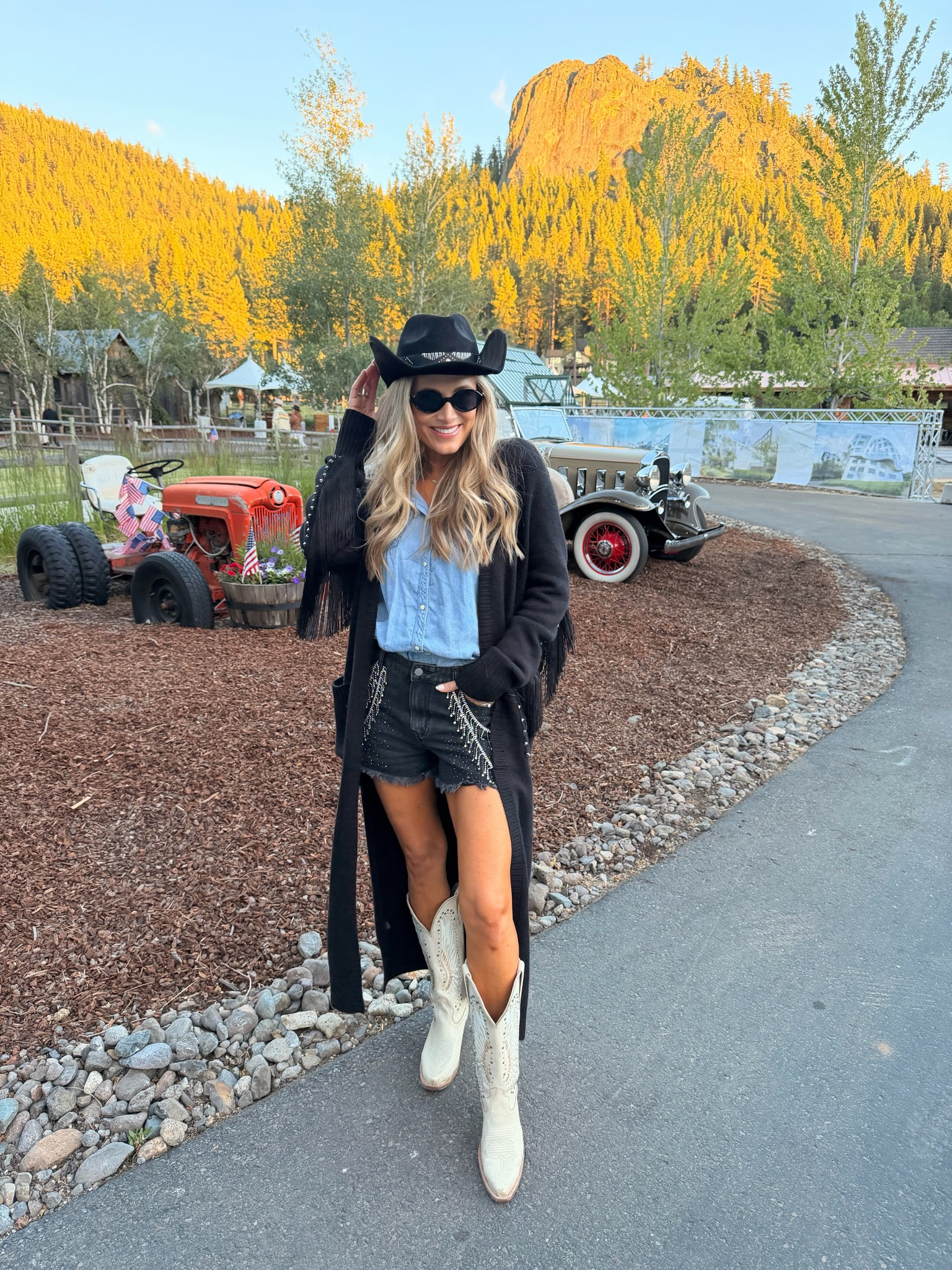 Country concert outfit

#LTKootd #LTKgrwm #LTKOver40