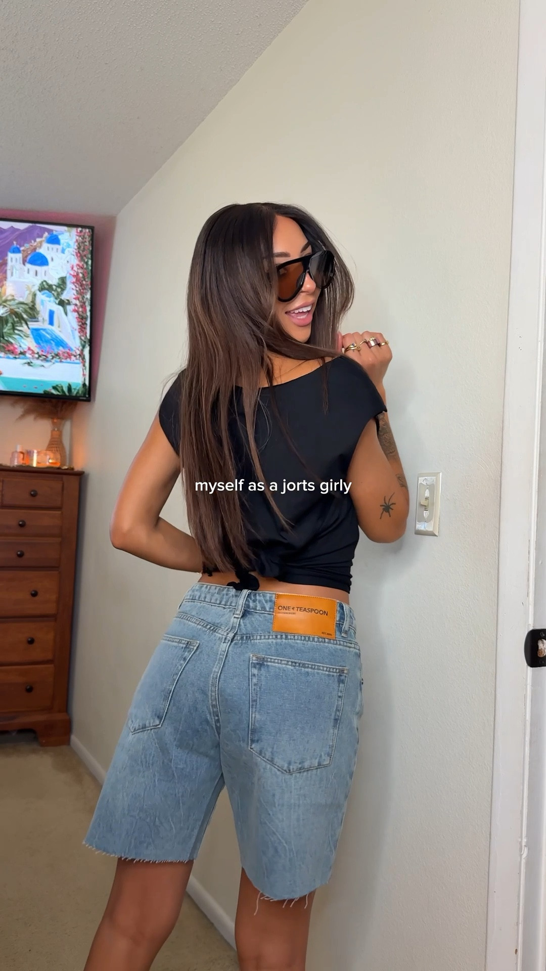 another day of me convincing you to wear @oneteaspoon_ !!👖🩵 their new arrivals are toooo good 🙂‍↕️🤏🏽 

SIZING INFO:
shorts > 25 
top > XS
dress > XS

🎀 spring denim, jorts, oversized shorts, low rise denim shorts, best denim shorts, denim shorts for summer 

#LTKootd