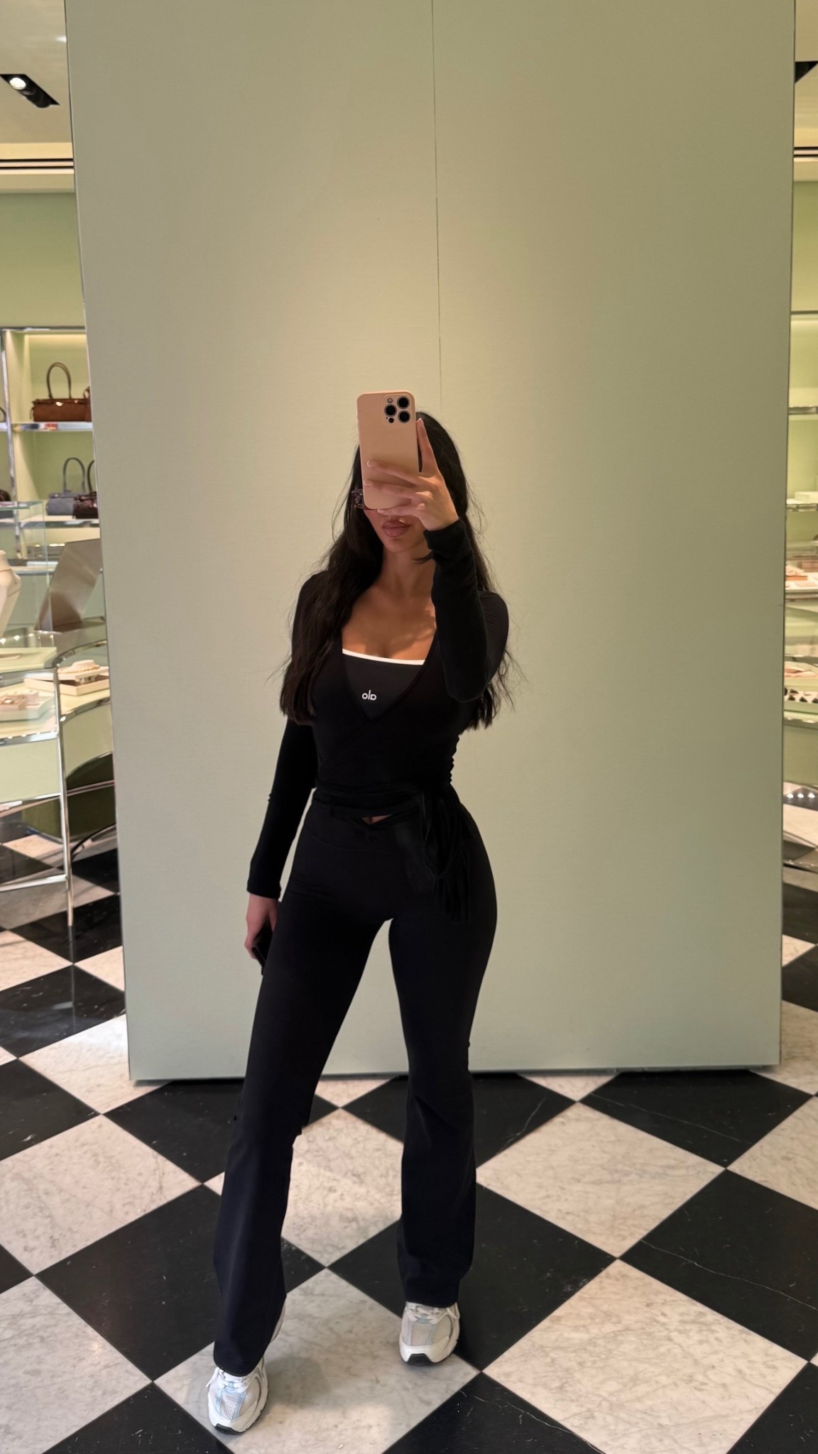 alo pilates matcha fit 🤍

#LTKspring #LTKstyletip #LTKdeutschland