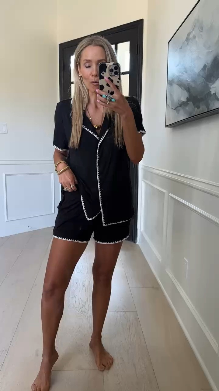 🤍 The Joyspun brand at Walmart sells out fast, so if you love it, don’t wait. I sized up one size & really low the oversized fit. 

#LTKgrwm #LTKmomlife #LTKdayinmylife