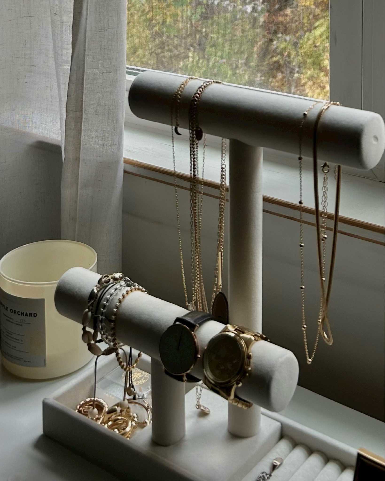 love this two-tier jewelry holder ✨ @amazon

#giftguide #giftsforher #jewelryorganizer #amazonfinds #amazonhome #hollyfrocks

#LTKfindsunder50 #LTKhome