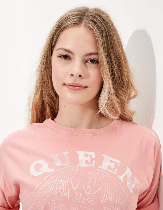 AE Distressed Queen Graphic Tee | American Eagle Outfitters (US & CA)
