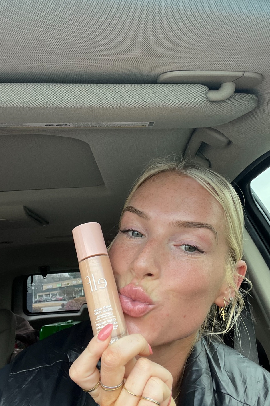 Halo Glow giving me a little Thursday pick me up!🖤

#LTKfindsunder50 #LTKbeauty #LTKstyletip