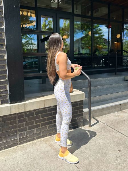 Officially summer time and this floral workout set is perfect for it🌻💛🌼

#LTKActive #LTKFindsUnder50 #LTKFitness