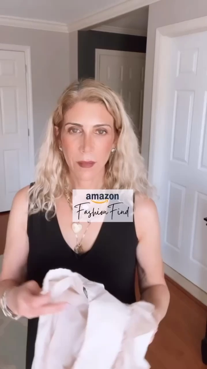 Both this dress and the bag are discounted today as an Amazon Prime Deal!

The dress is 35% off (comes in 11 colors and fits TTS).

The bag is 30% off and comes in 35 colors! 

Wow! 

#LTKSaleAlert #LTKStyleTip #LTKFindsUnder50