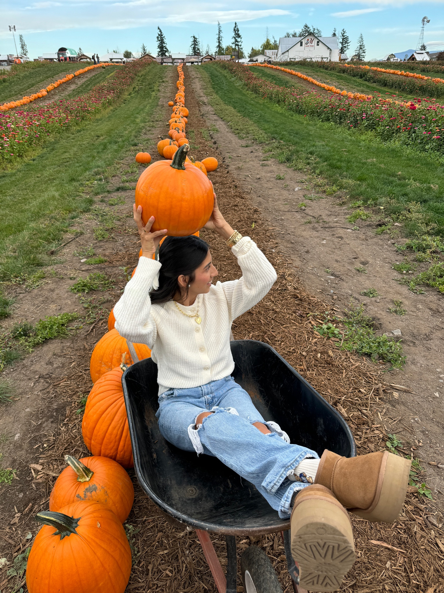 Fall Outfit Idea 

#LTKSeasonal #LTKHalloween