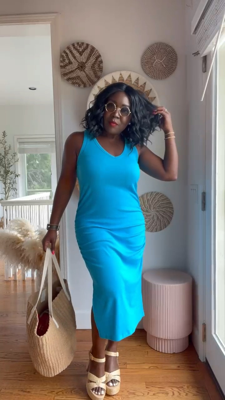 Target ruched bodycon dress with Steve Madden platform sandals, j.crew woven tote bag and circle sunglasses!!

#LTKshoecrush #LTKitbag #LTKstyletip