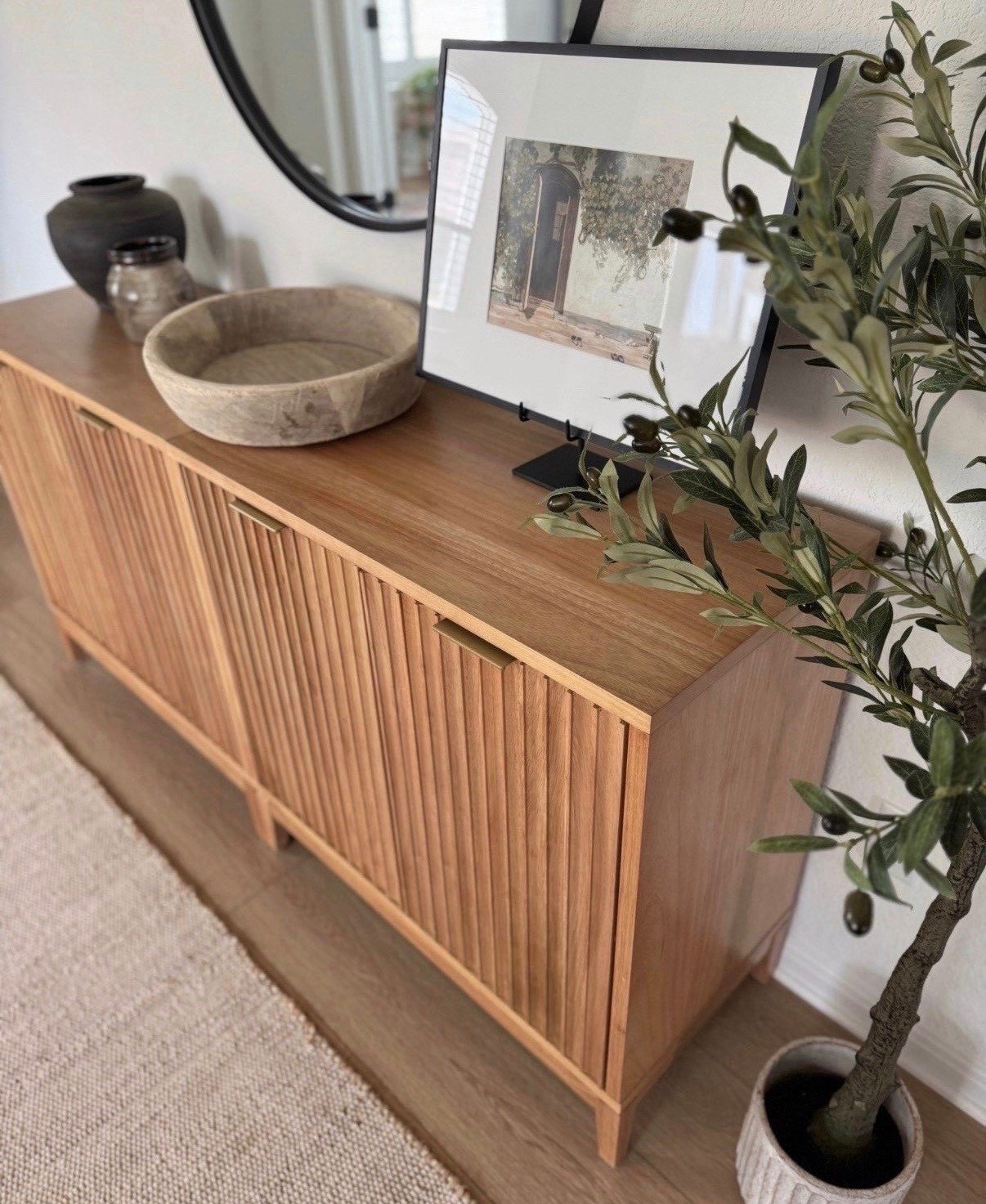 Entryway Console Cabinet 🏠🌿

I’ve had these cabinets for almost 2 years and the quality is great - they have a ton of storage too!

Console table, entryway table, nathan james furniture, olive tree, gallery frames 

#LTKdayinmylife #LTKSaleAlert #LTKHome