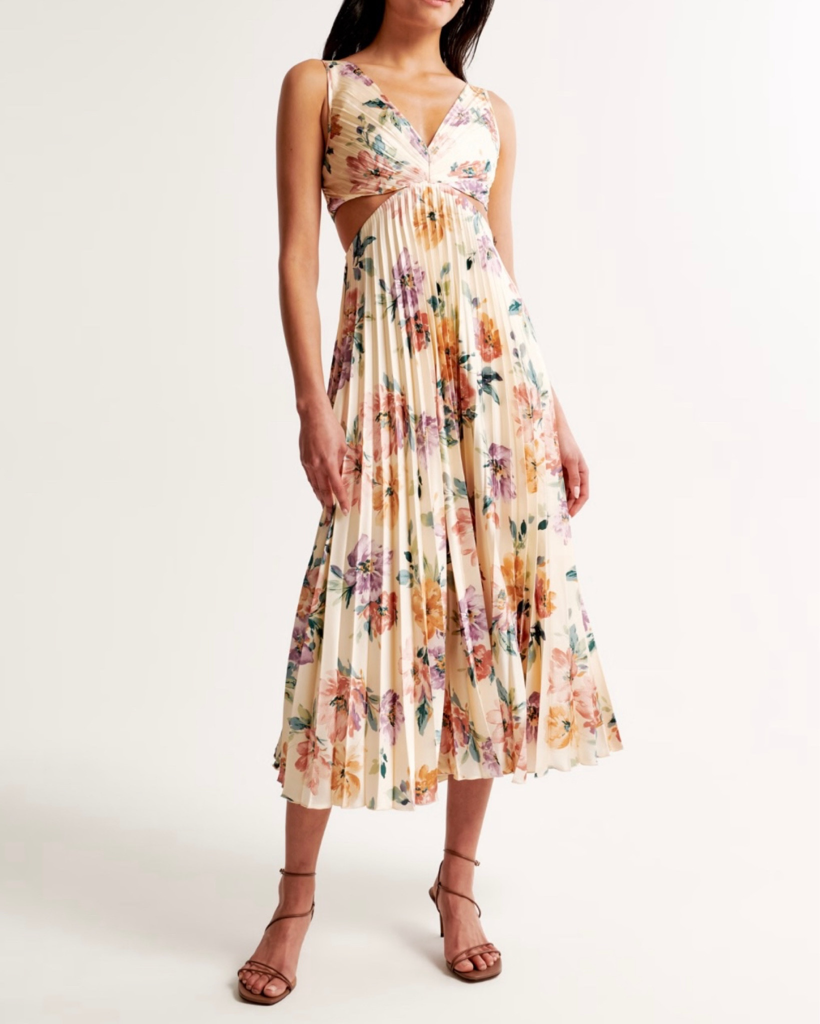 The A&F Giselle Pleated Cutout Maxi Dress

#LTKSeasonal #LTKSpringSale #LTKstyletip