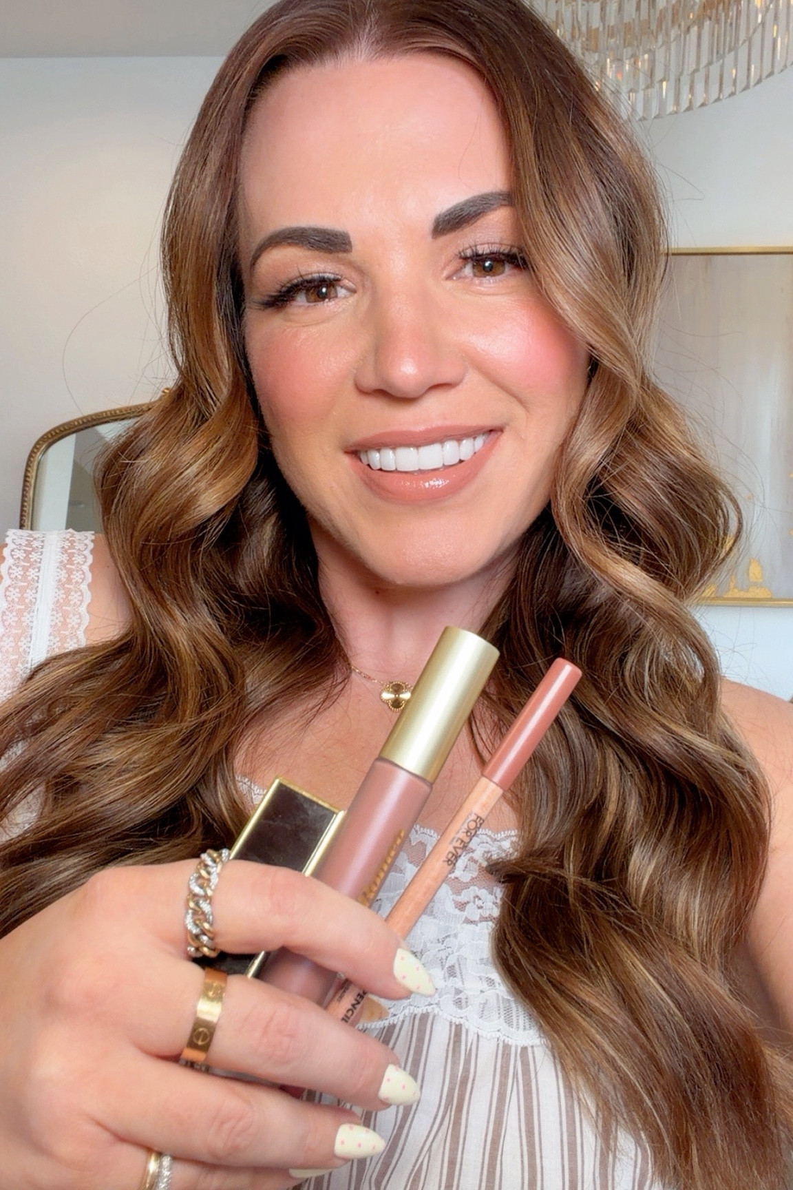 my new fave nude lip combo for spring and summer! so pretty and pinky. 

liner: wherever walnut 
lipstick: sable smoke 
lipgloss: dawn 



#LTKBeauty #LTKSeasonal #LTKgrwm