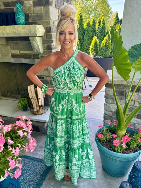 This dress is everything for Summer #farmrio #green

#LTKTravel #LTKFestival #LTKStyleTip