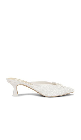 Dolce Vita Claytn Pearl Heel in White. - size 7.5 | Revolve Clothing (Global)