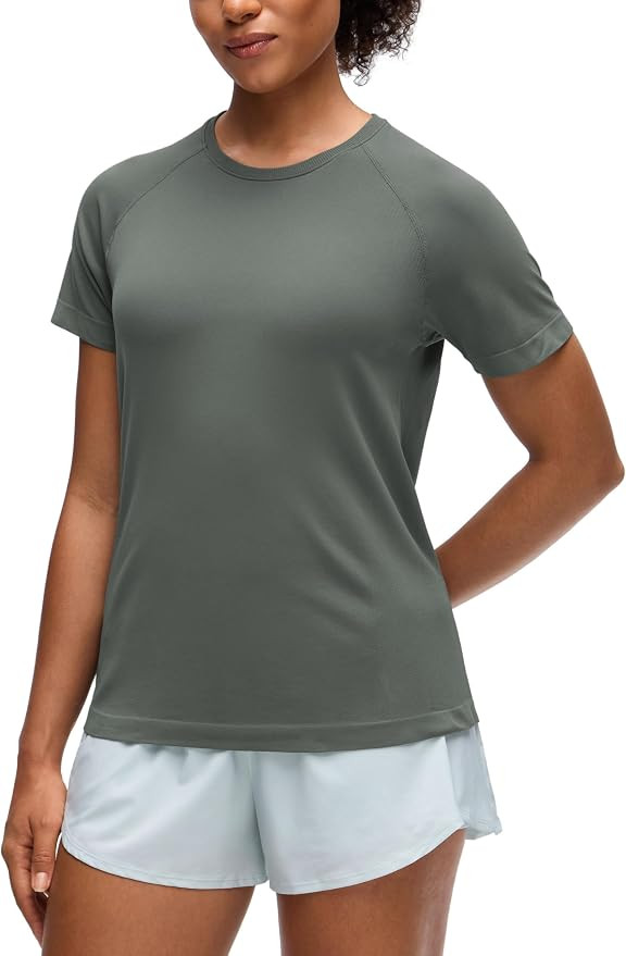 CRZ YOGA Flex Seamless Relaxed T-Shirt Hip Length | Amazon (US)