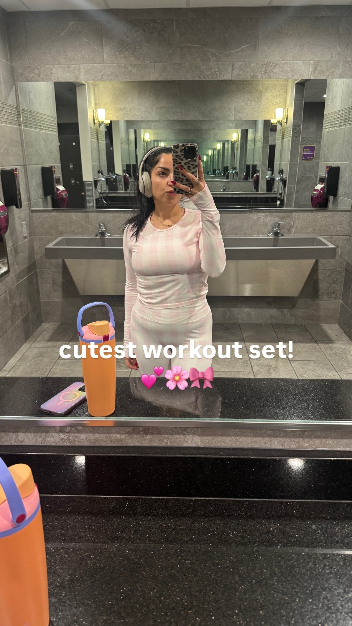 Always love a cute workout set. This Fabletics set on in soft pink buffalo is so cute for the colder months! Plus it has seamless scrunch leggings! 🍑 /// http://fabletics.com/KhloeKuriatnyk

#LTKselfcare #LTKdayinmylife #LTKActive