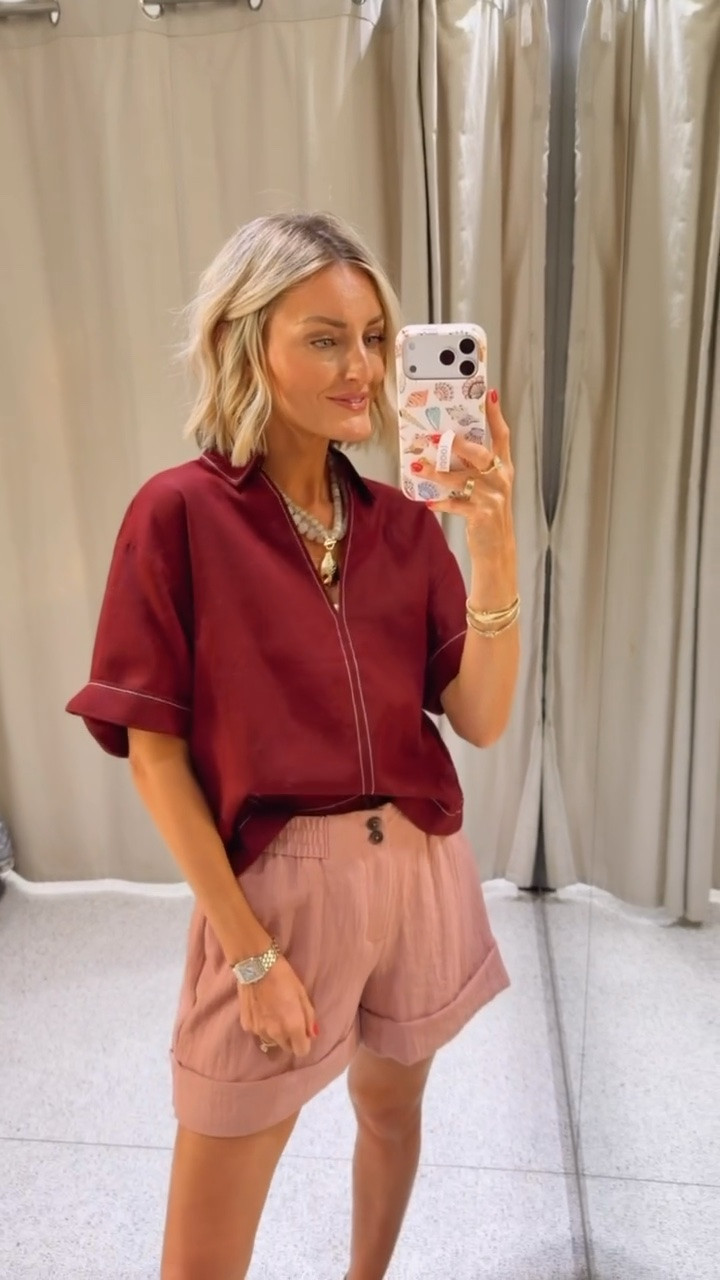 The burgundy and pink color block on this look is so pretty and perfect for a transitional look! Wearing XS in both 

Loverly grey, Zara fashion finds, pink cuffed hem shorts, burgundy linen top, pre fall outfit, late summer outfit inspo

#LTKSeasonal #LTKootd