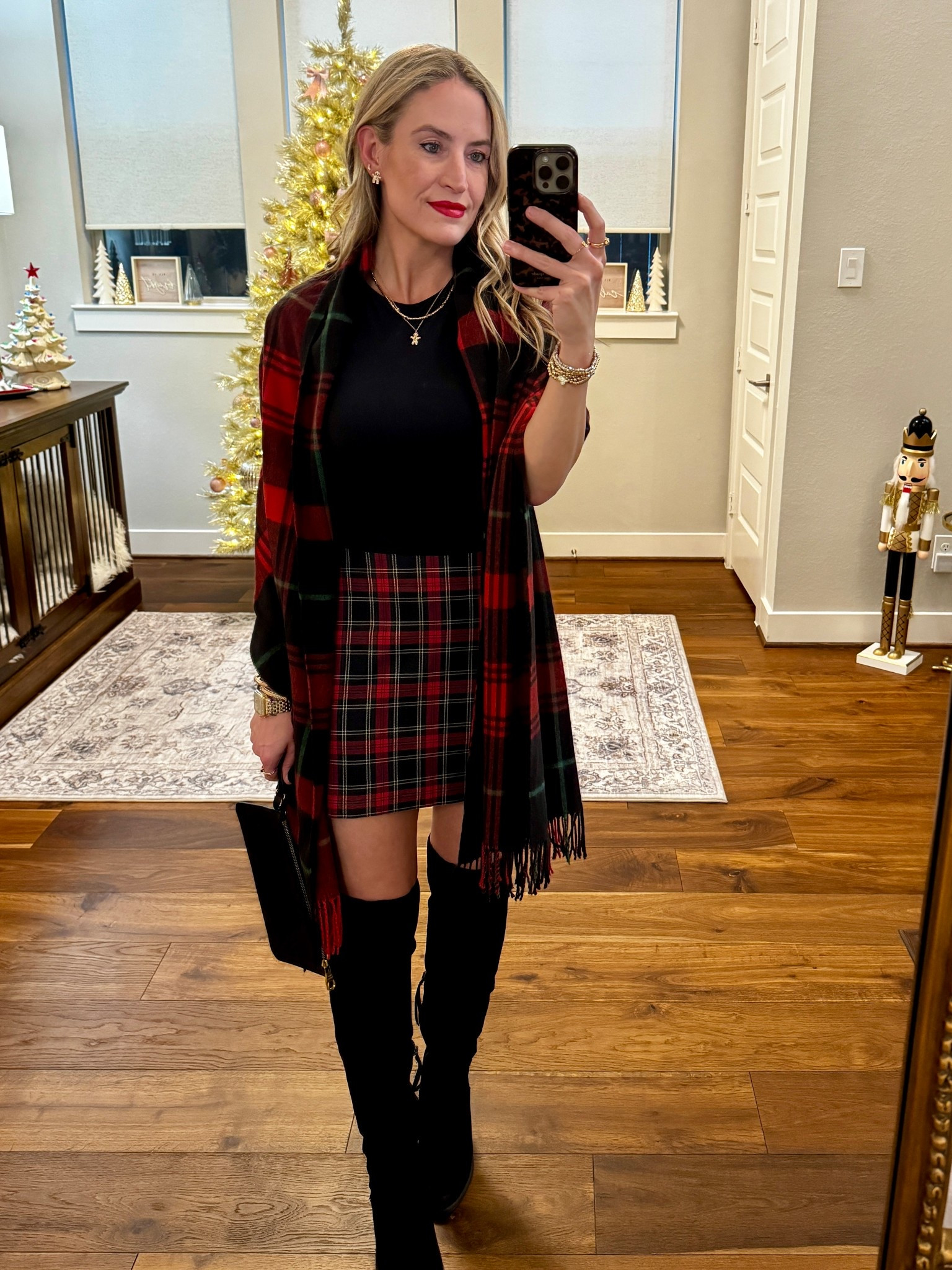 Holiday Outfit 🥂🍾

#everypiecefits

Christmas outfit
Christmas plaid
Tartan plaid
Plaid skirt
Over the knee boots
Boots
Tall boots
Booties 
Dinner outfit 
Date night 
Festive

#LTKHoliday #LTKootd #LTKOver40