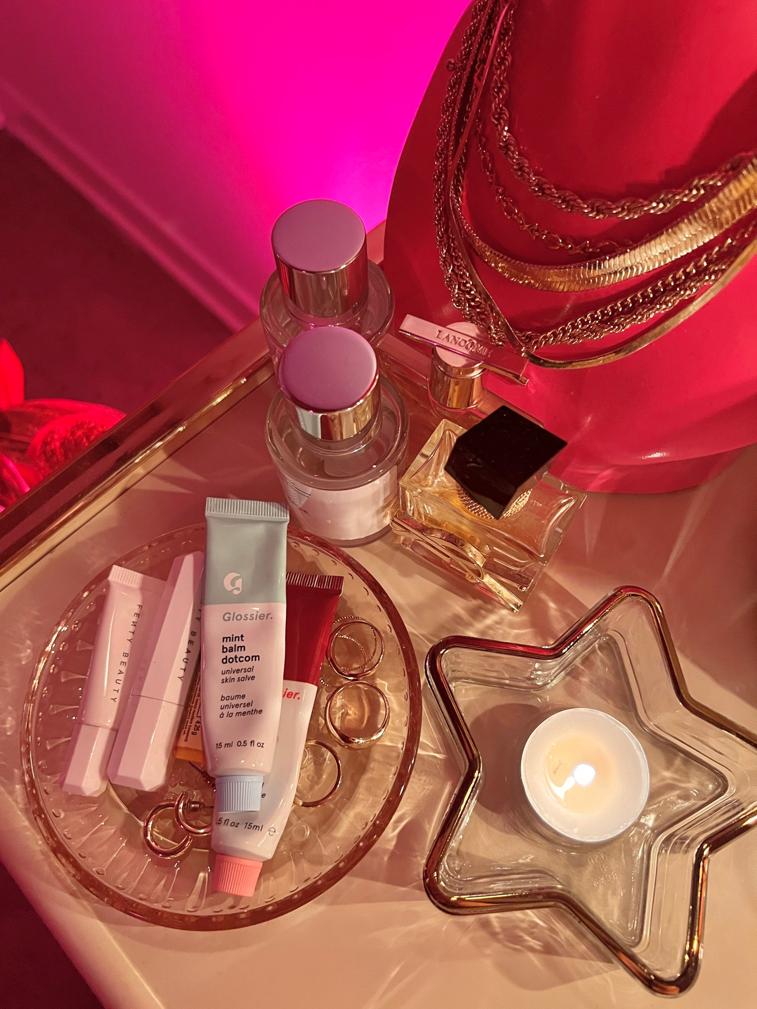 cute little dresser/vanity moment featuring some of my favorite lip products and perfumes🎀

#LTKFind #LTKhome #LTKbeauty