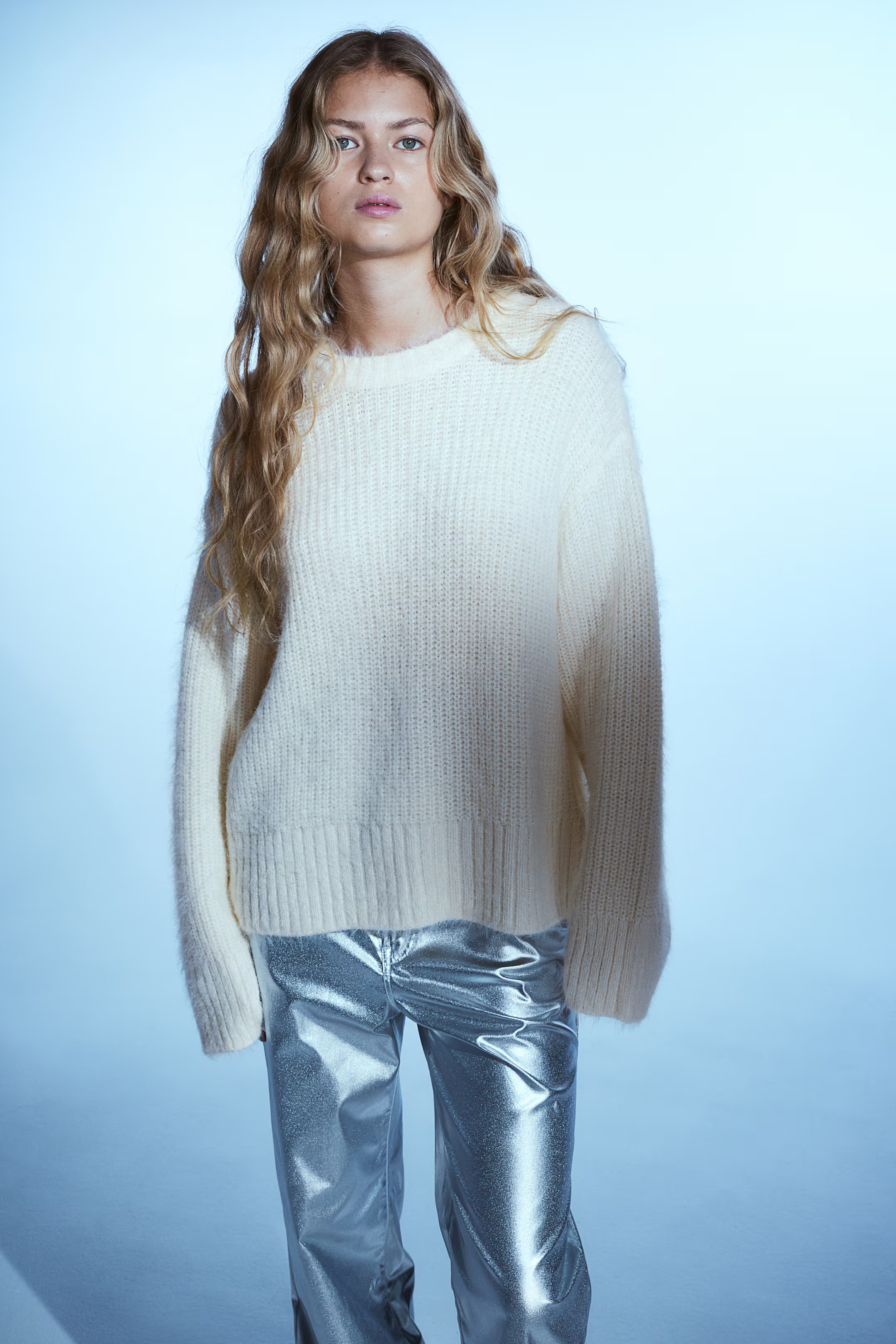 Sweater - Round Neck - Extra-long sleeve - Cream - Ladies | H&M US | H&M (US + CA)