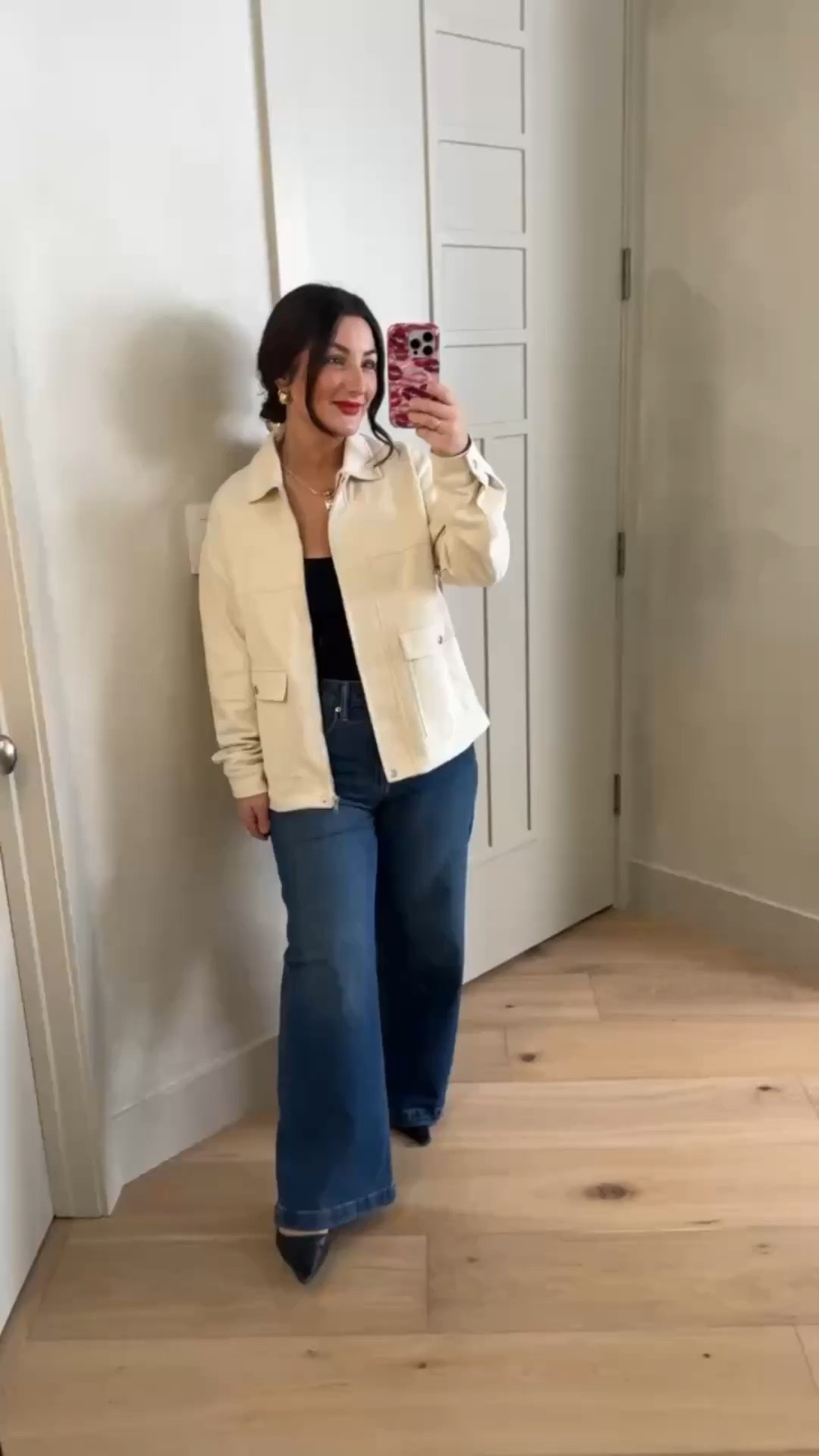 Suede jacket and black tank size small
Jeans size 27petite 

5'0" 140lbs
 Petite friendly

#LTKgrwm #LTKootd #LTKPetite