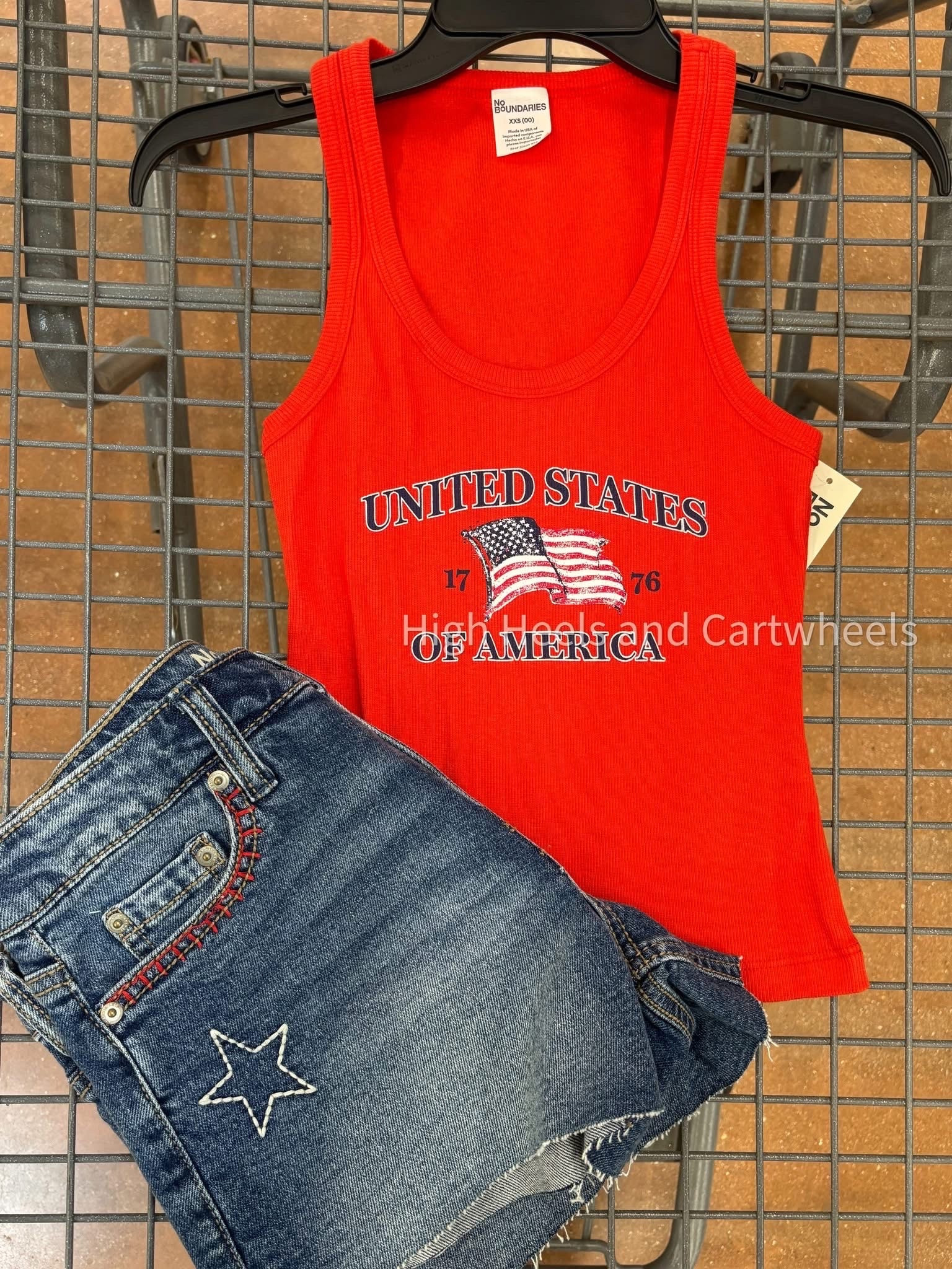 The 4th is just around the corner! Here’s a cute outfit