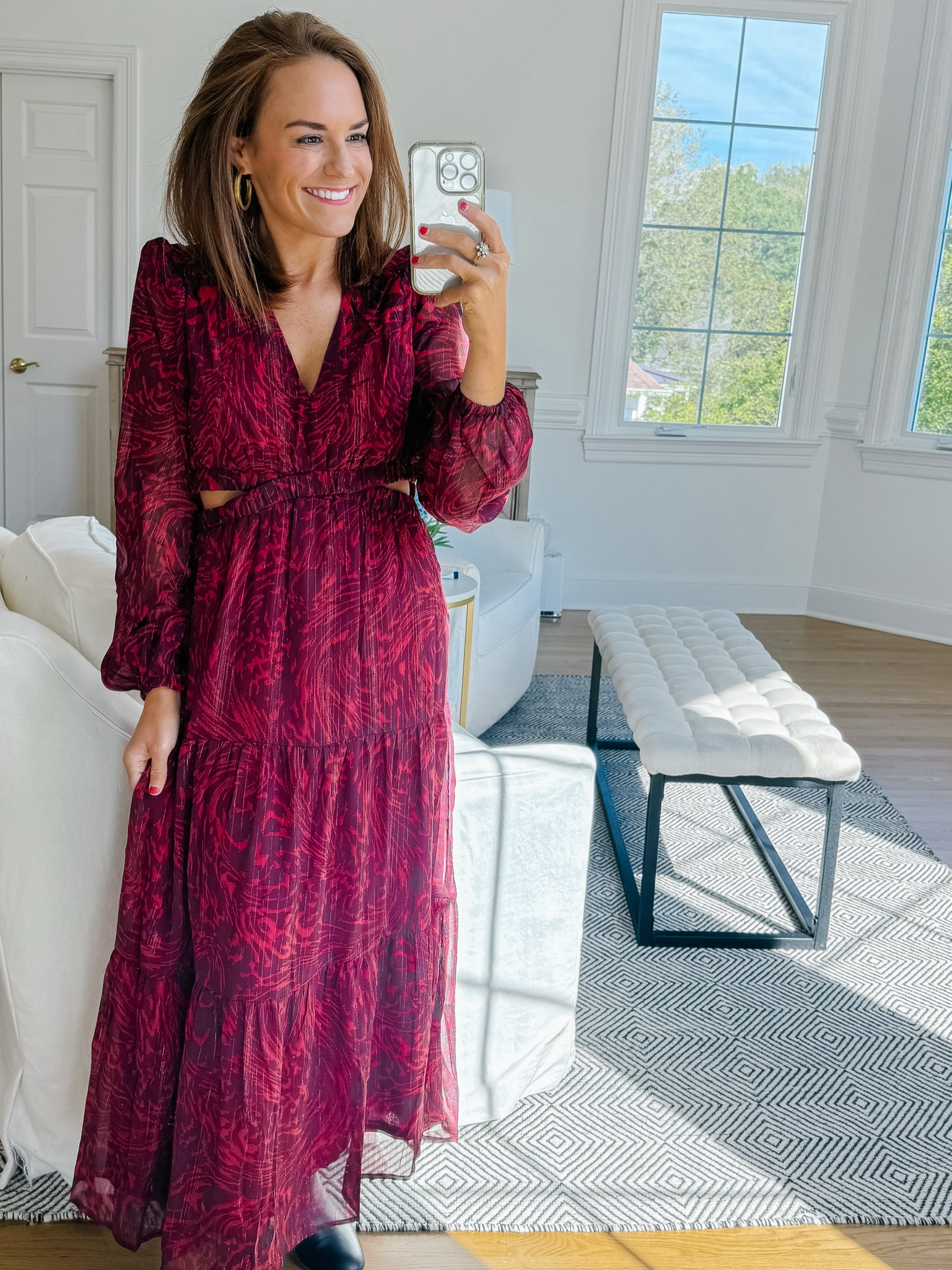 #walmartpartner @walmartfashion #walmartfashion

This cutout long sleeve maxi dress (available in 3 colors) is absolutely gorgeous — perfect for holiday photos or parties, and on big time sale for $12-16!!

