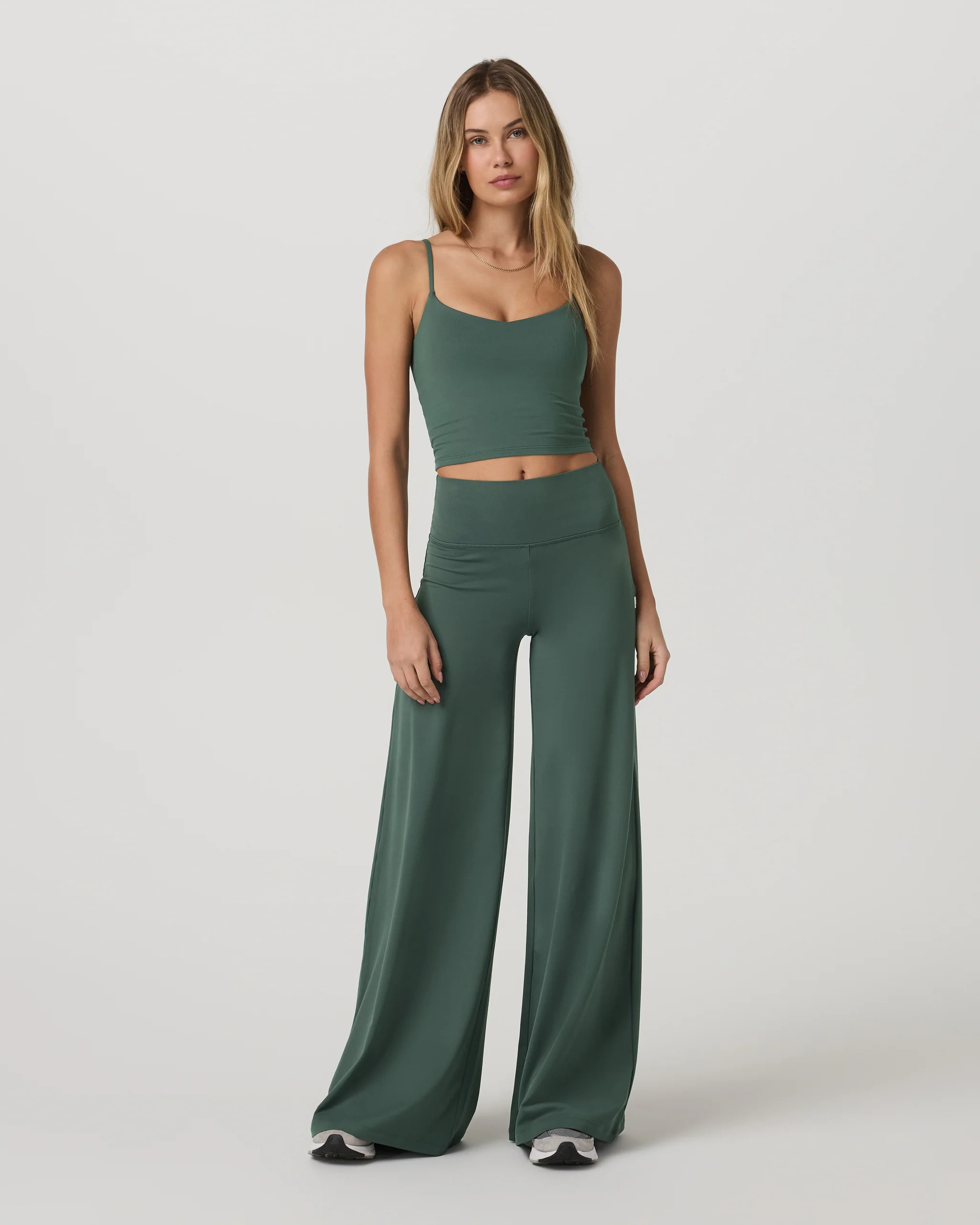 Halo Easy Wideleg Pant | Vuori Clothing (US & Canada)