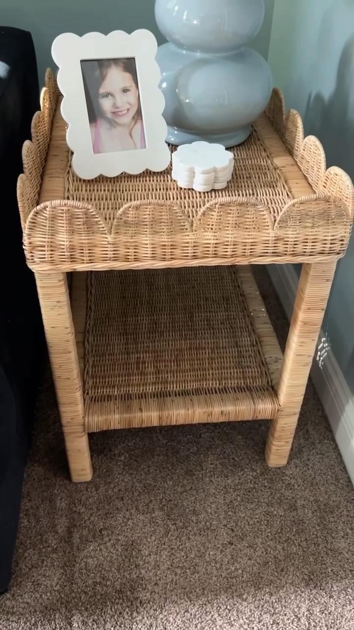 Love this stylish scalloped rattan side table! Perfect as an accent table or for a nightstand in a coastal bedroom! 
10/13

#LTKVideo #LTKHome #LTKStyleTip