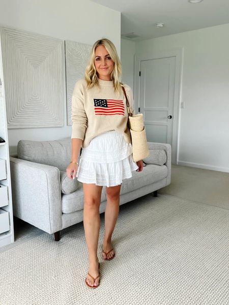 4th of July Patriotic American Flag Sweater Outfit Idea 