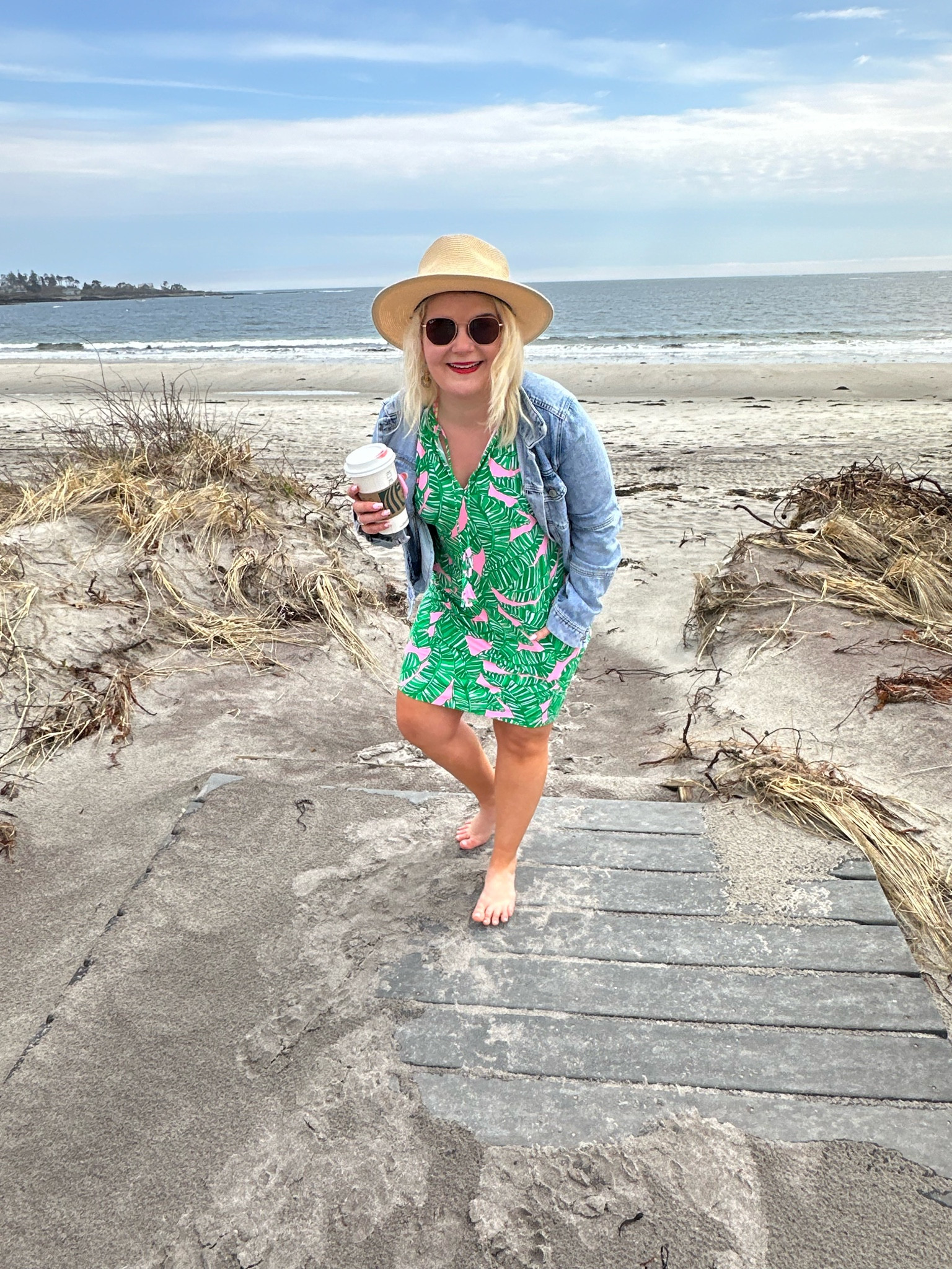 Weekend OOTD. I love how this cover-up doubles as a dress. Wearing a small and it has pockets! 

#LTKStyleTip #LTKSwim #LTKFindsUnder100