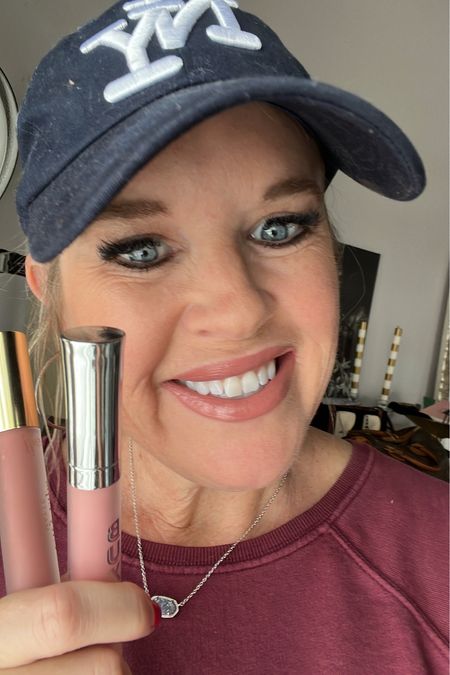 My go to lip combo lately ✔️
💋💄

City beauty lipstain (not drying) pink nude

Buxom lip plumper in Champagn 
Has a little tingle, really does pulp up the lips! 

Great girlfriend gift!



#LTKunder50 #LTKbeauty