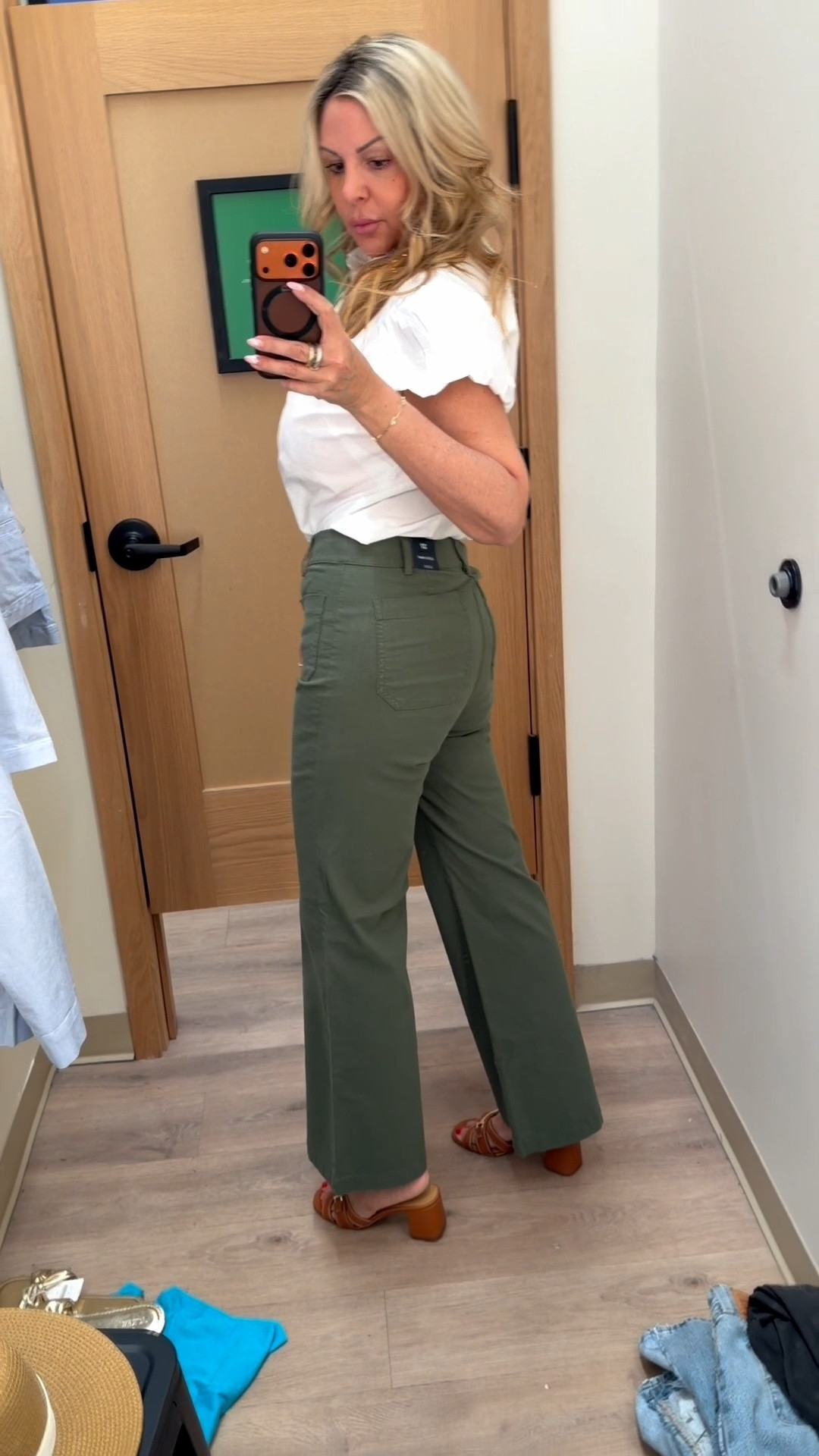 Shopping some new looks @jcrew #preppy #armygreen 

#LTKdayinmylife #LTKOver40 #LTKmomlife