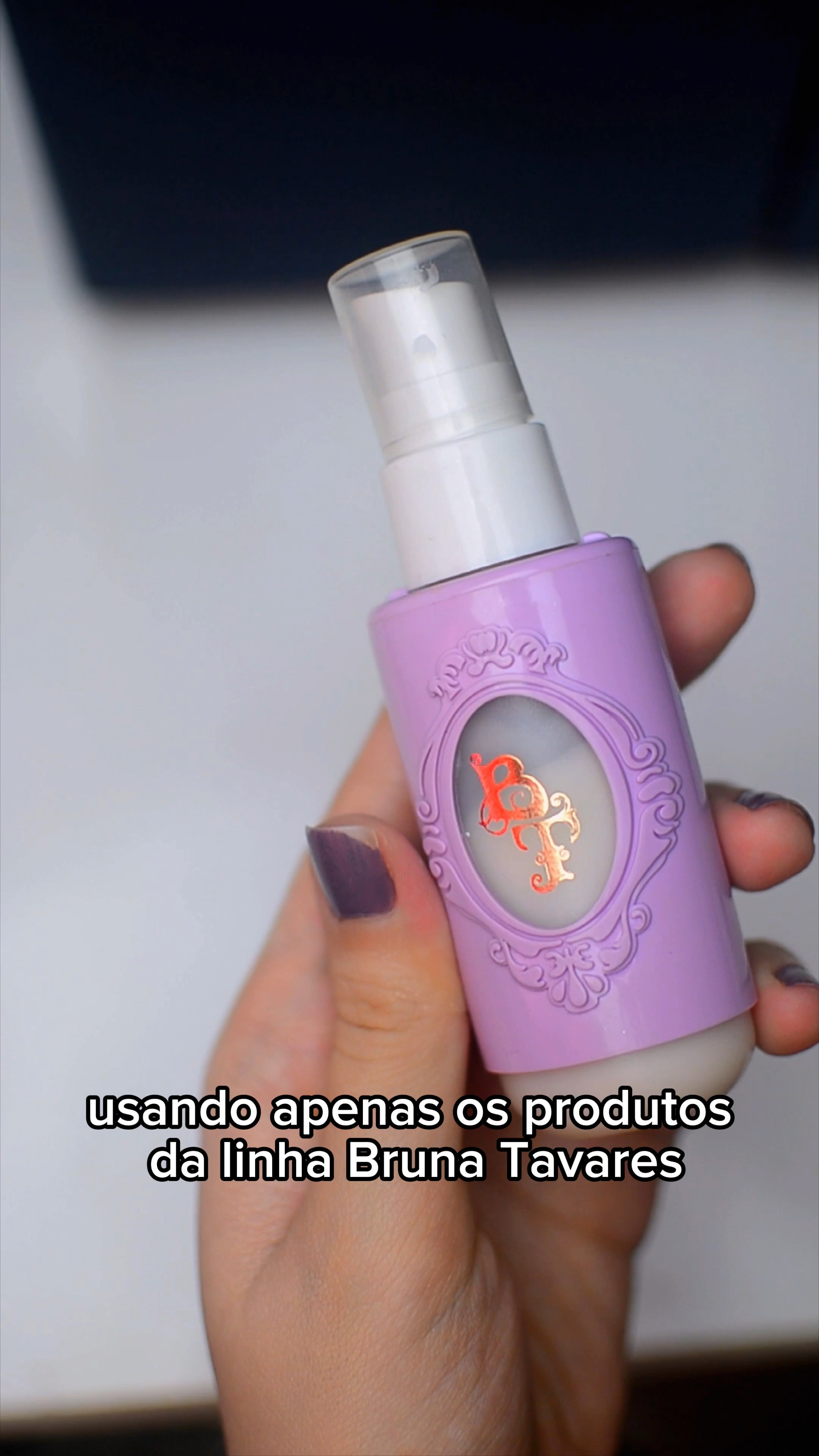 Maquiagem completa usando apenas os produtos da linha Bruna Tavares 🥰💙
Ahhh… E a parte 01 desse vídeo com todo passo a passo dos olhos já está aqui no meu feed 💙
.
#linhabrunatavares #brunatavaresmakeup 