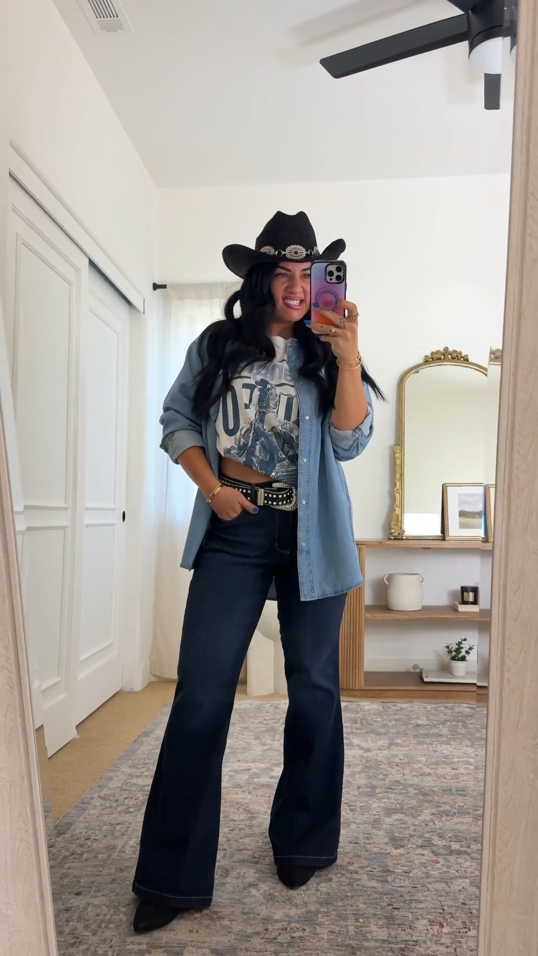 these wrangler jeans are so soft belly friendly, contour perfectly, and have fantastic quality 🙌🏼

size 31 in both jeans 
size large t shirt
size xl button up
size medium vest

Wrangler, wrangler jeans, curvy girl jeans, midsize jeans, denim, tori block

#LTKgrwm #LTKootd #LTKMidsize