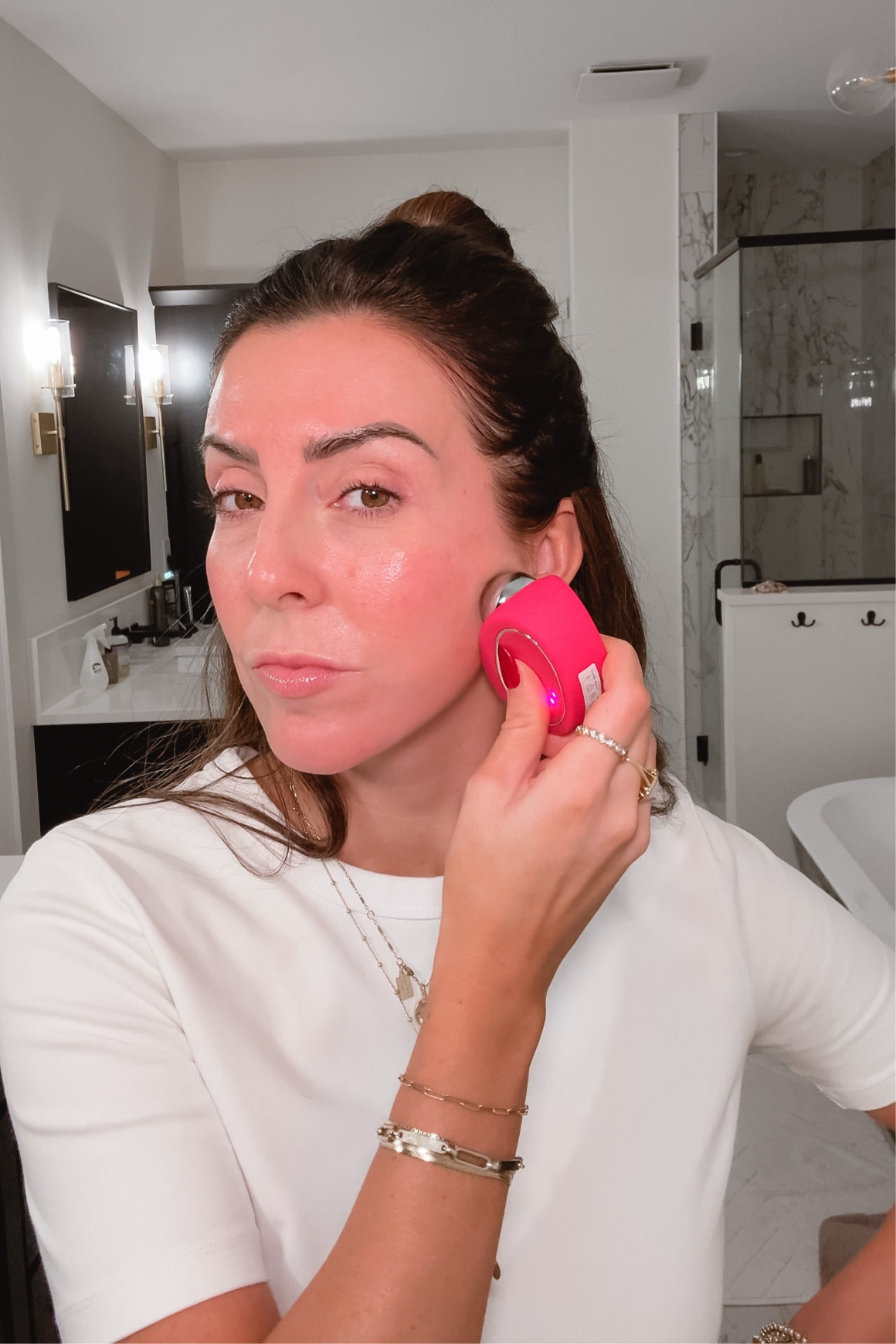 USE CODE HEATHER10: Lift, firm and tone your face and neck, significantly reducing deep wrinkles and fine lines, achieve a tighter more contoured complexion in just one week!!

#LTKBeauty