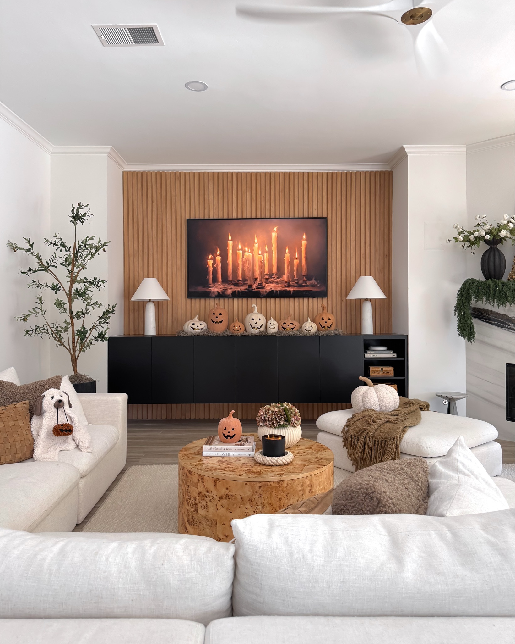 Halloween Home Inspo

Simple touches from Pottery Barn in every room make me happy and florals from Afloral & PB bring warmth to each space. 

#LTKFamily #LTKHome #LTKHalloween