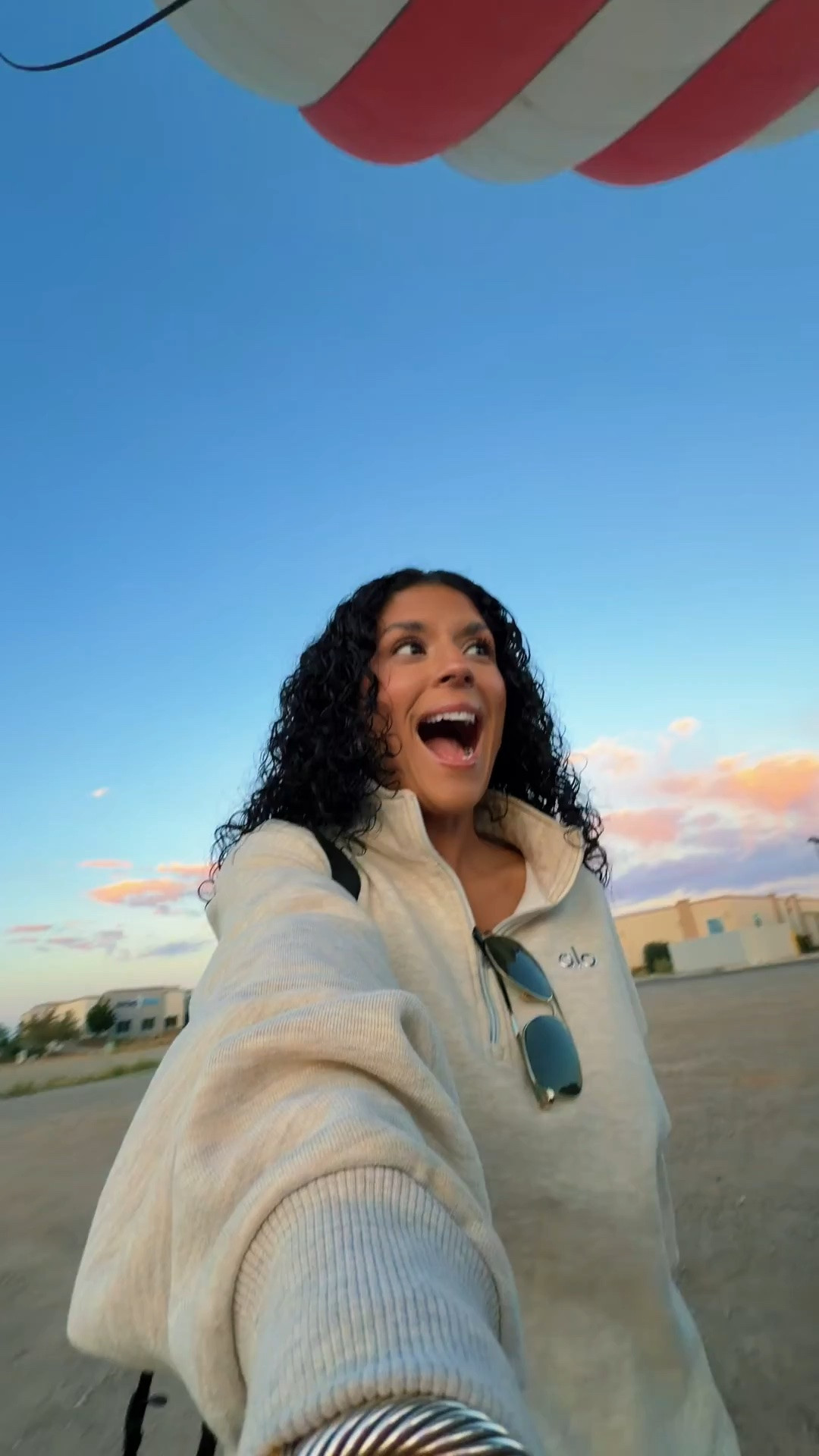 Bucket list moment unlocked 🎈✨ The kind of morning you wish you could bottle up forever.

#HotAirBalloon #BucketListMoment #AdventureTime #MakingMemories #TravelMoments #GirlsTrip #TravelDiaries #AdventureAwaits #CoreMemories #WeekendAdventures

#LTKdayinmylife #LTKTravel #LTKstorytime