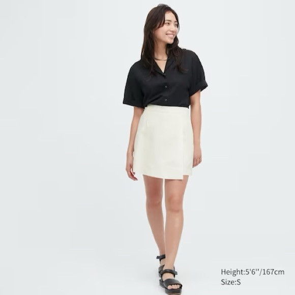 white uniqlo mini skirt | Poshmark