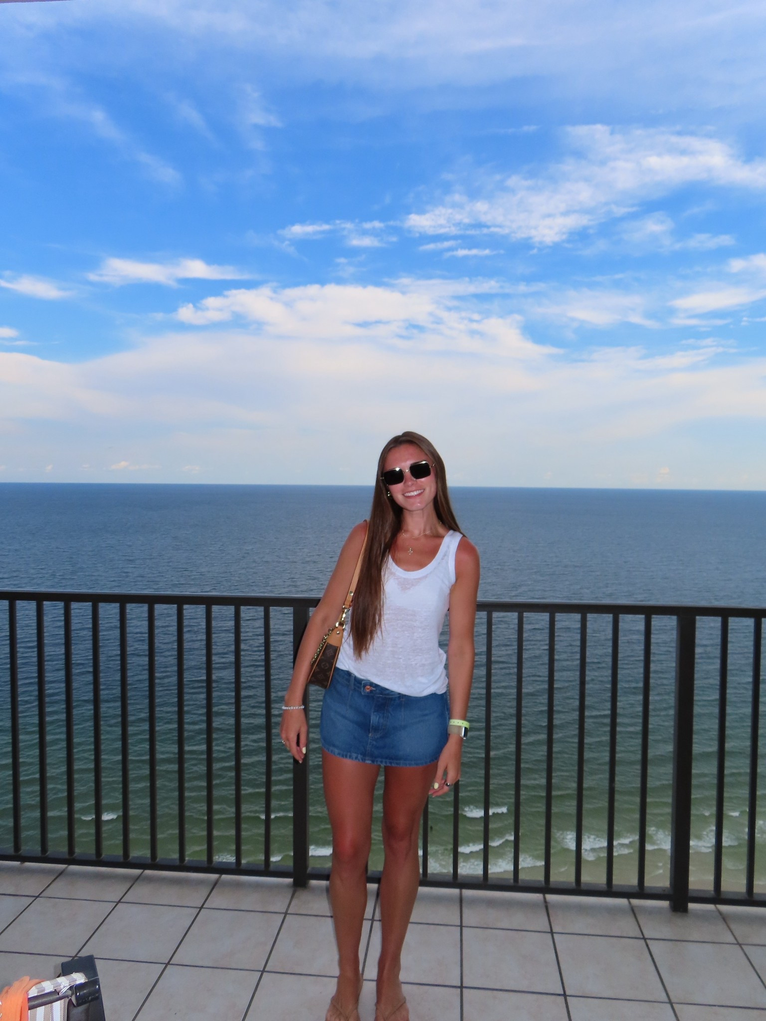 xs in top, 25 in skirt, TTS in shoes

#LTKSaleAlert #LTKTravel #LTKStyleTip